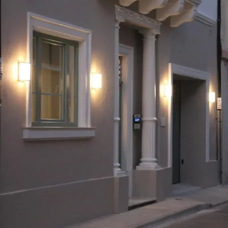 North By Petitchic 4*